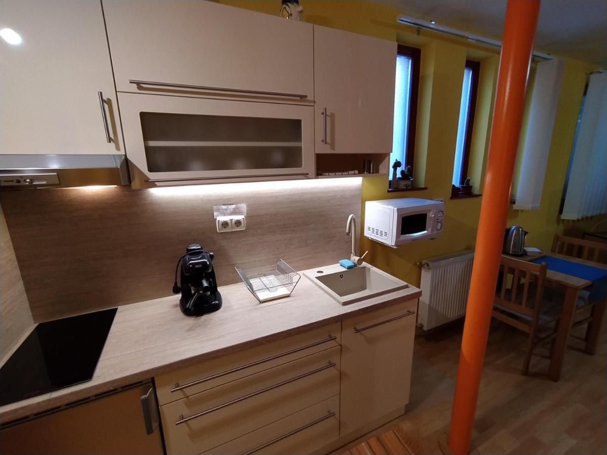 Keltaur Studio Apartman Apartment Pecs Bagian luar foto